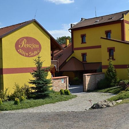 Penzion Mlyn Sedlec Седлец Екстериор снимка